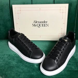 White sole men's shoes